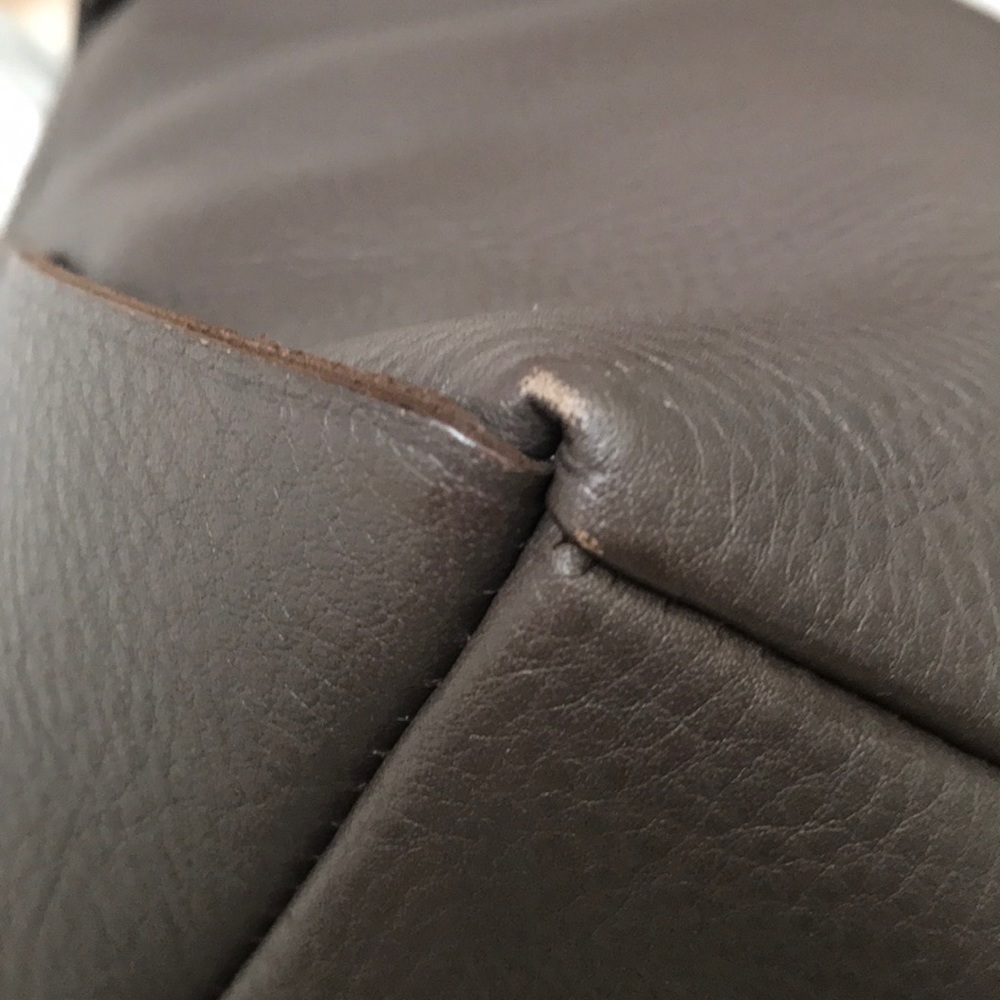 Madewell • The Tall Glasgow Satchel - Picture 6 of 8